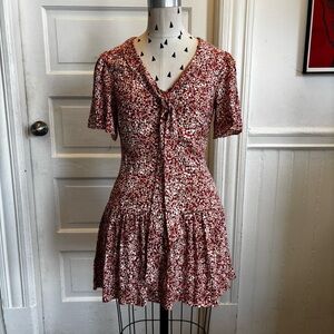 Reformation Adelina Floral Print Mini Dress Short Sleeves 
Perfect Spring Dress